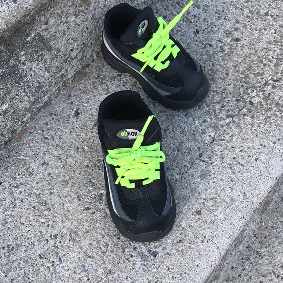 Nike Air Max - Picture 3 of 3